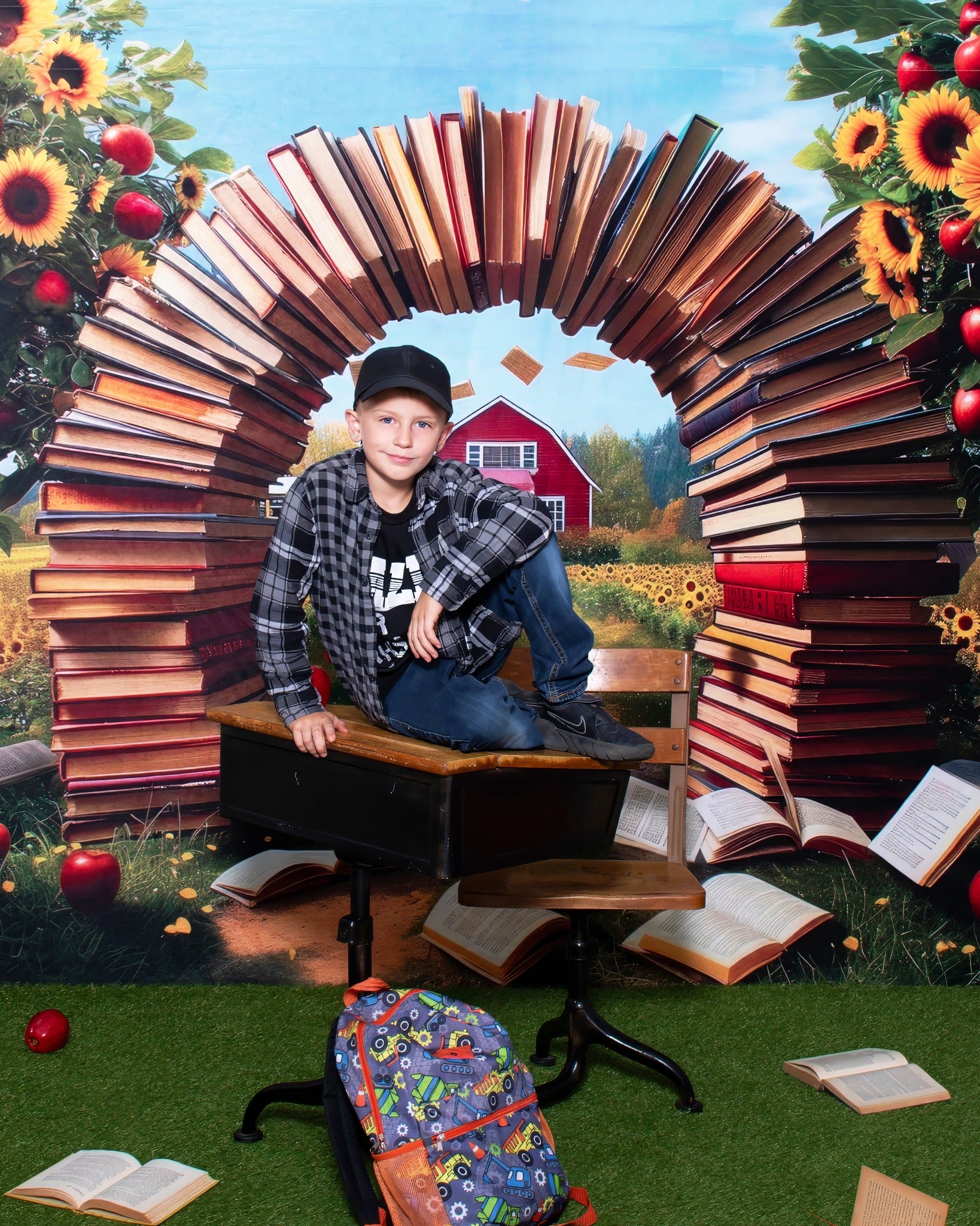 Kate Extérieur Arche de livre Tournesol Toile de fond conçue par Mini MakeBelieve - Kate Backdrop FR