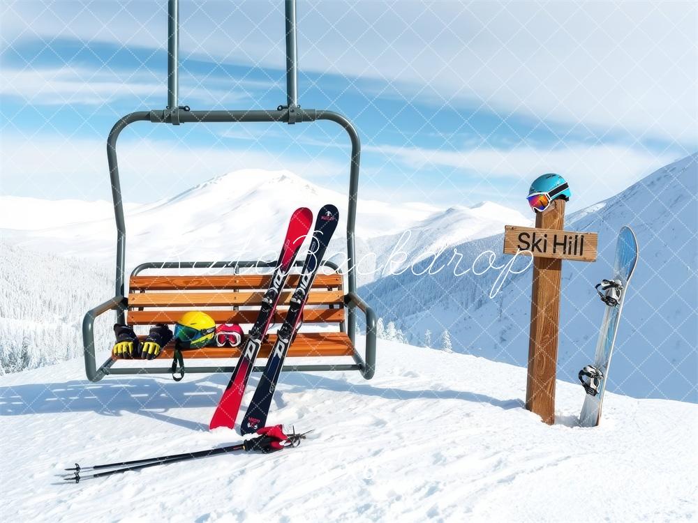 Kate Sports Piste de ski Télésiège Neige Toile de fond conçue par Laura Bybee