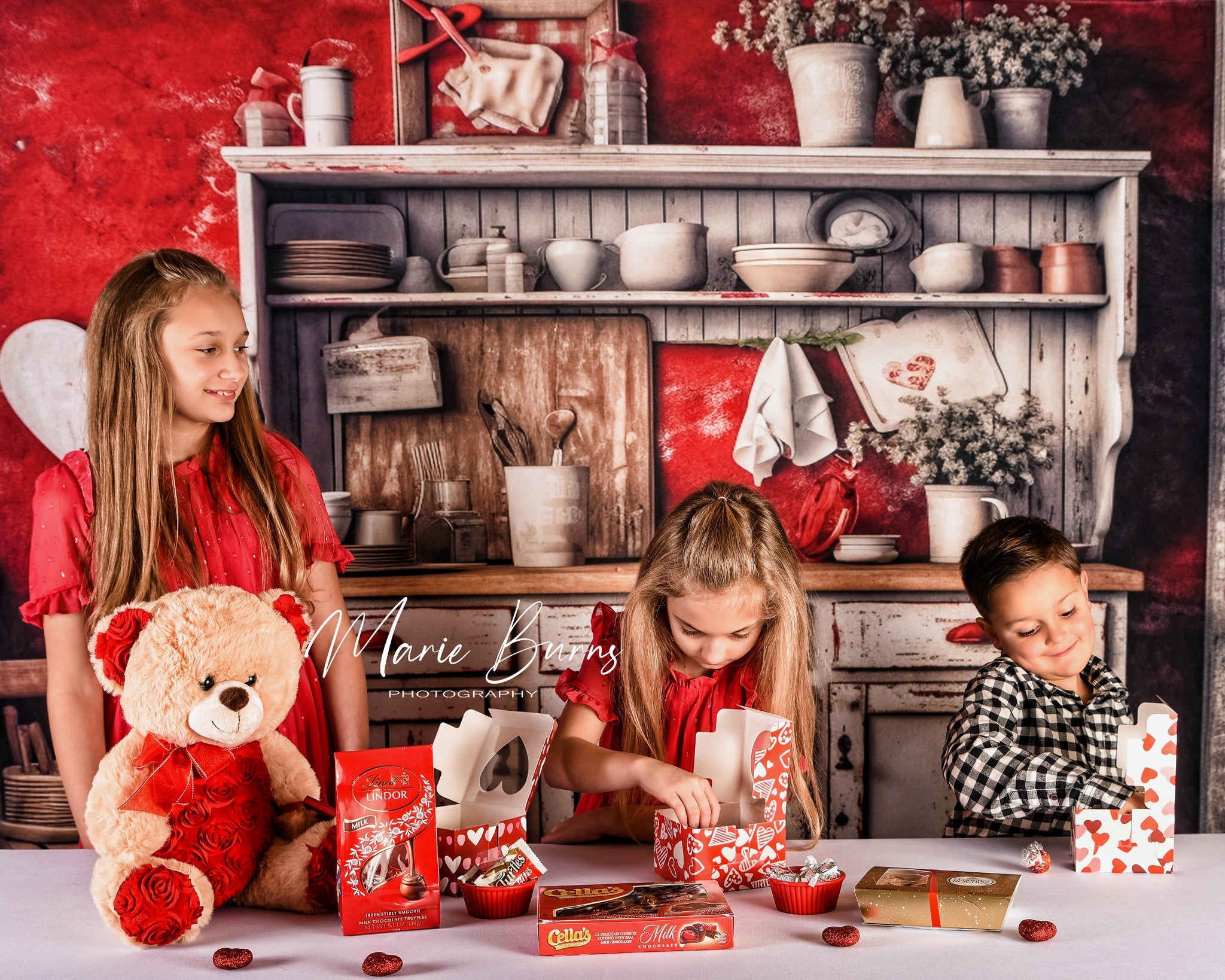 Kate Valentin Rustique Cuisine Rouge Toile de fond conçue par Abbas Studio - Kate Backdrop FR